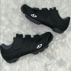Cycling/Spinning Giro shoes with cleats attached